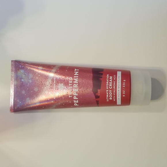 Bath & Body Twisted Peppermint Body Cream - Picture 2 of 4